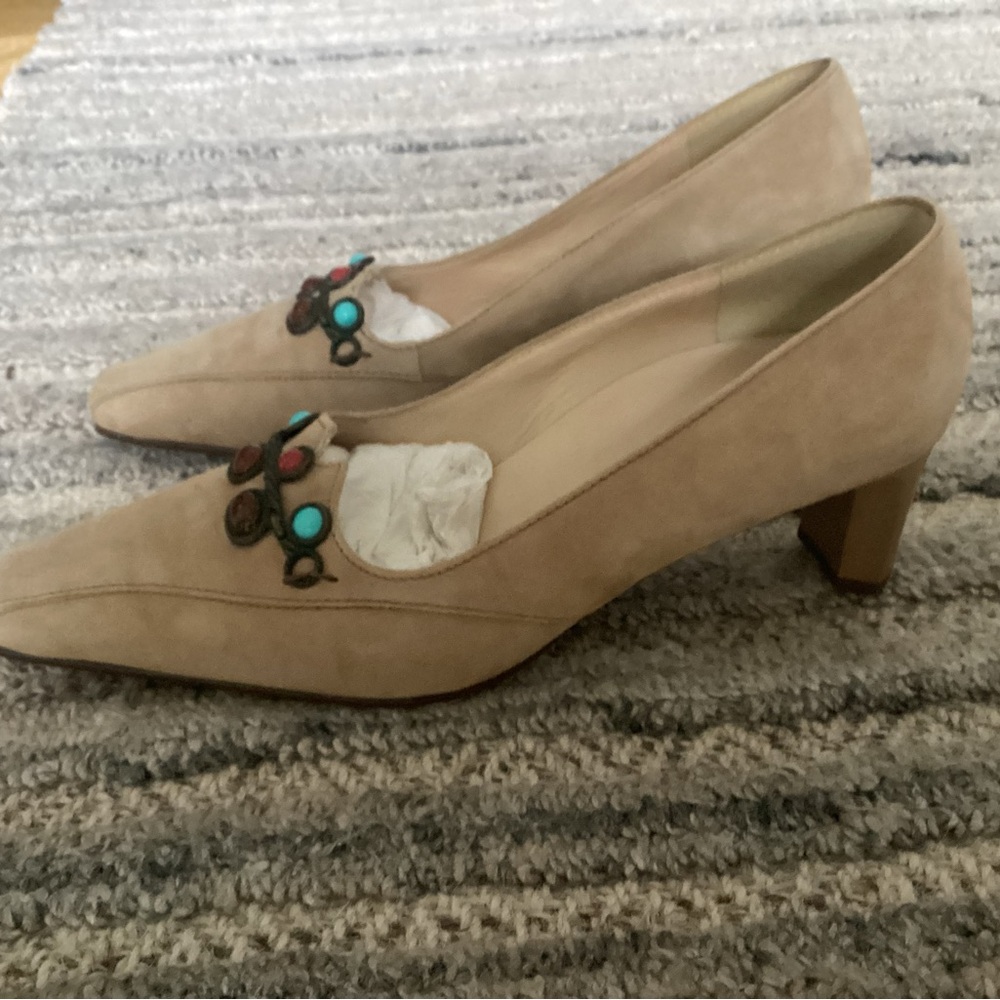 Högl Taupe Suede Pointed-Toe Embellished Heeled Loafers with Stone Detail